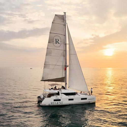 Du Thuyền Regent Tham Quan Ngày (Vé Trẻ Em)